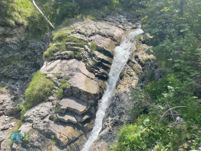 Hoher Fricken Mountain, ascend via west face, descend via east face