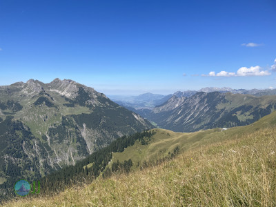 Hike to Enzianhütte